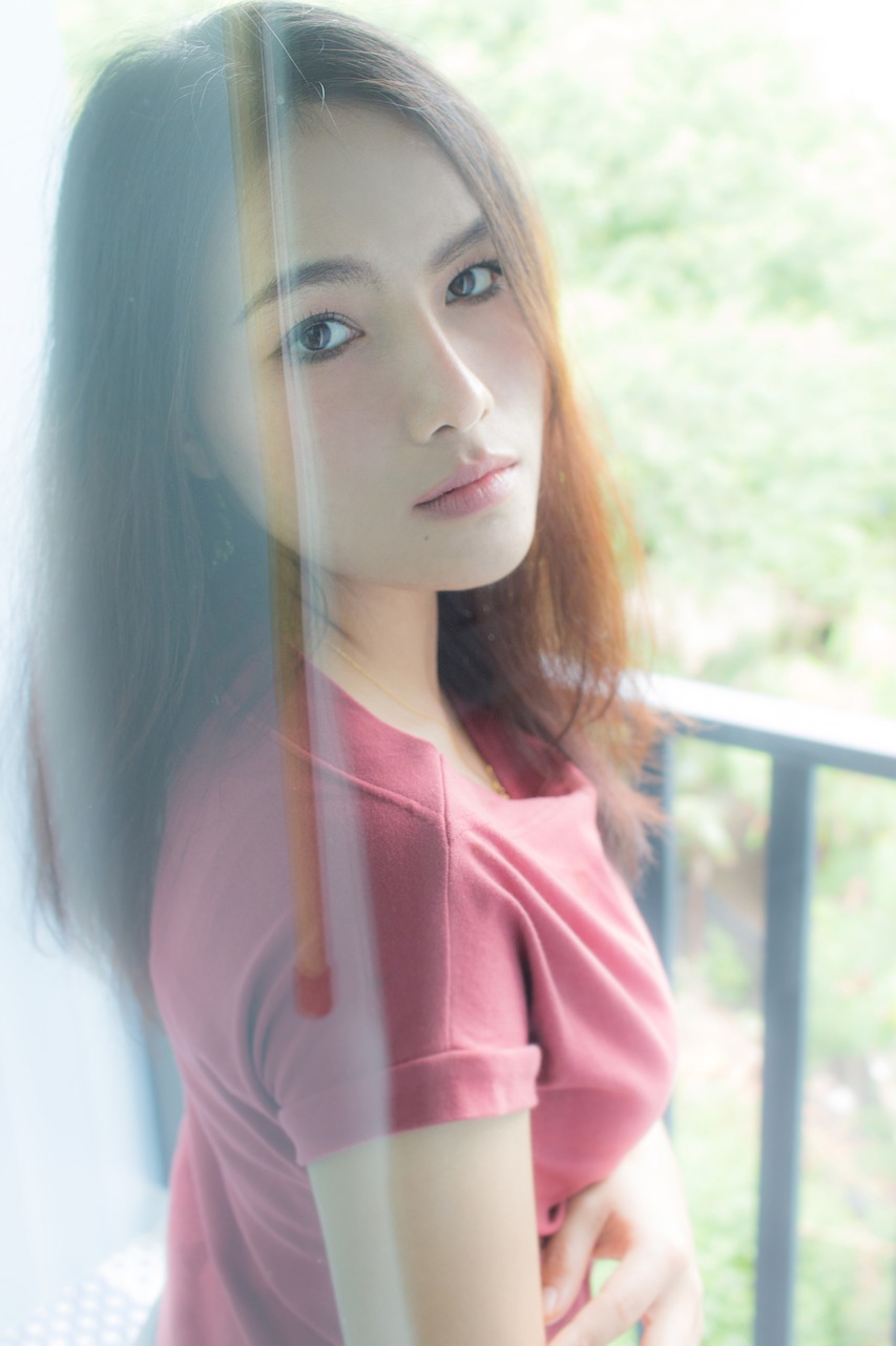 董潔最新寫真集，時(shí)光雕琢的優(yōu)雅與純粹之美