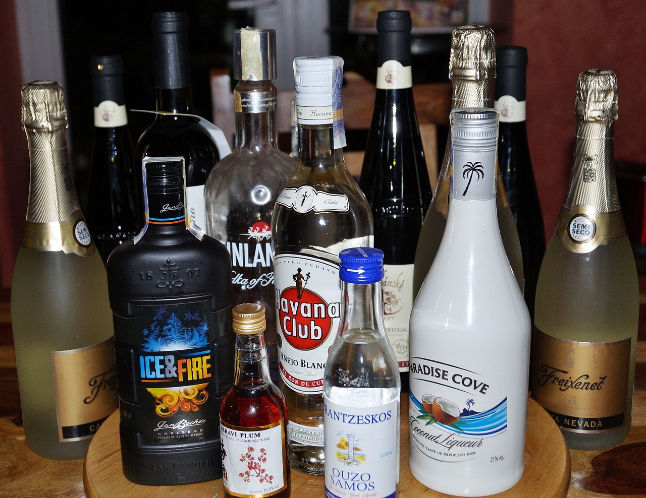 揭秘，關(guān)于天之藍42度酒的價格探討