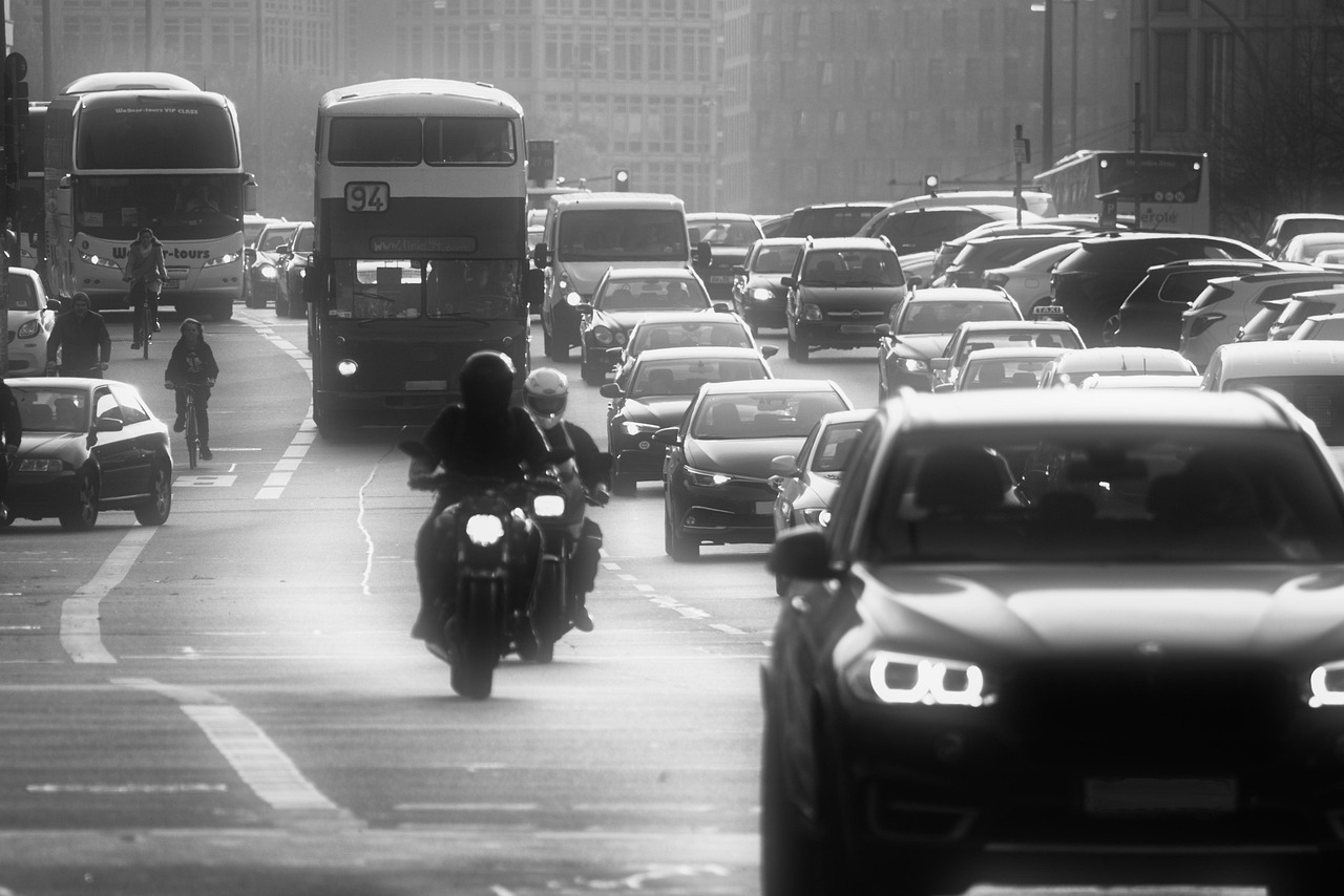 最新摩托車禁令，挑戰(zhàn)與機(jī)遇并存的道路安全議題