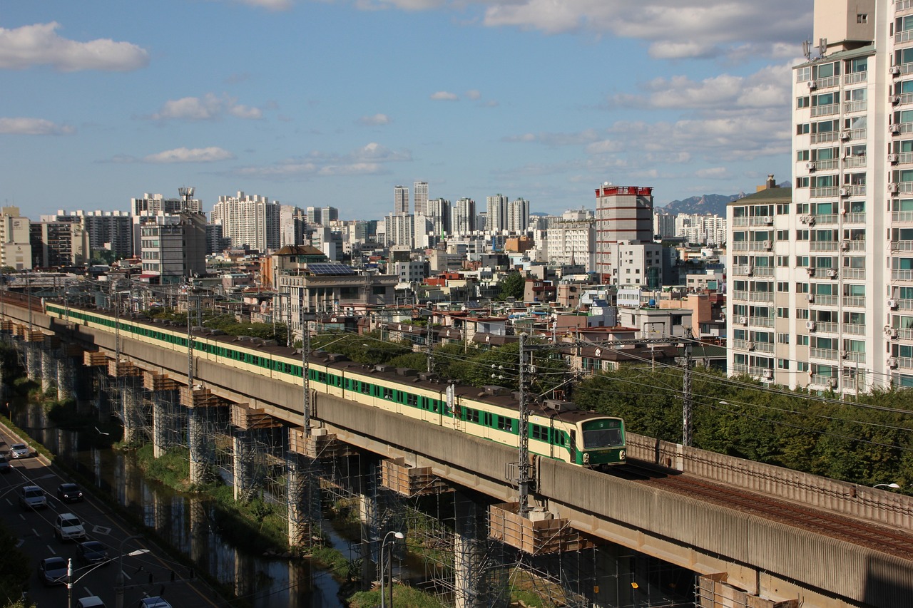 最新全國(guó)鐵路交通圖，揭示中國(guó)鐵路交通的發(fā)展與變遷歷程