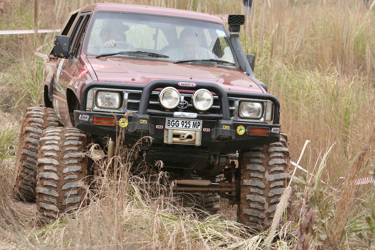 豐田L(fēng)C76傳奇越野車最新動(dòng)態(tài)探索資訊速遞